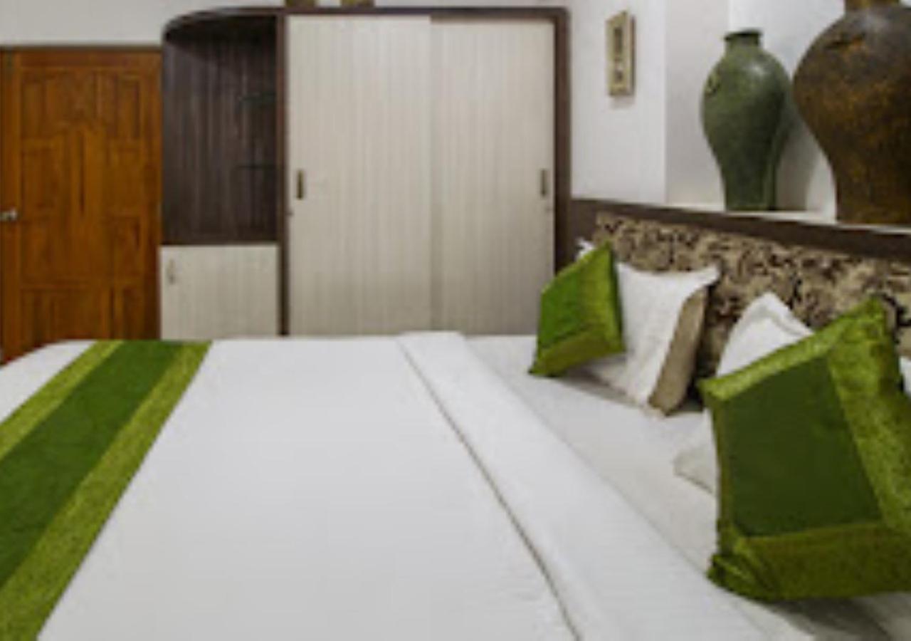 Skylight Royal Stay- A Boutique Resort Goa Candolim Esterno foto